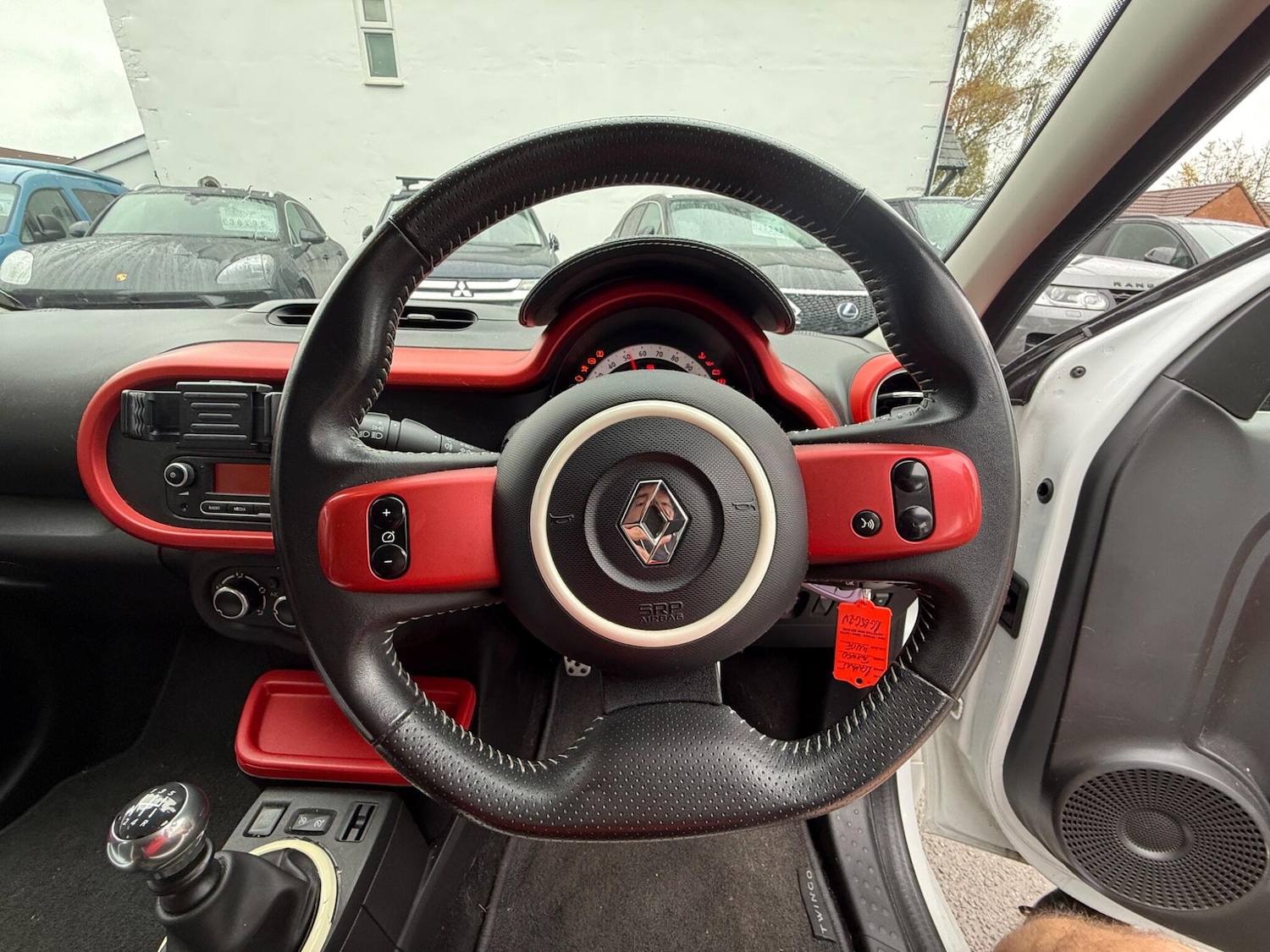 Used Renault Twingo 2015 for sale - 76409036: Photo 19