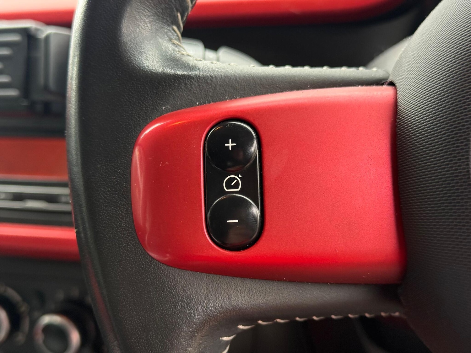 Used Renault Twingo 2015 for sale - 76409036: Photo 24