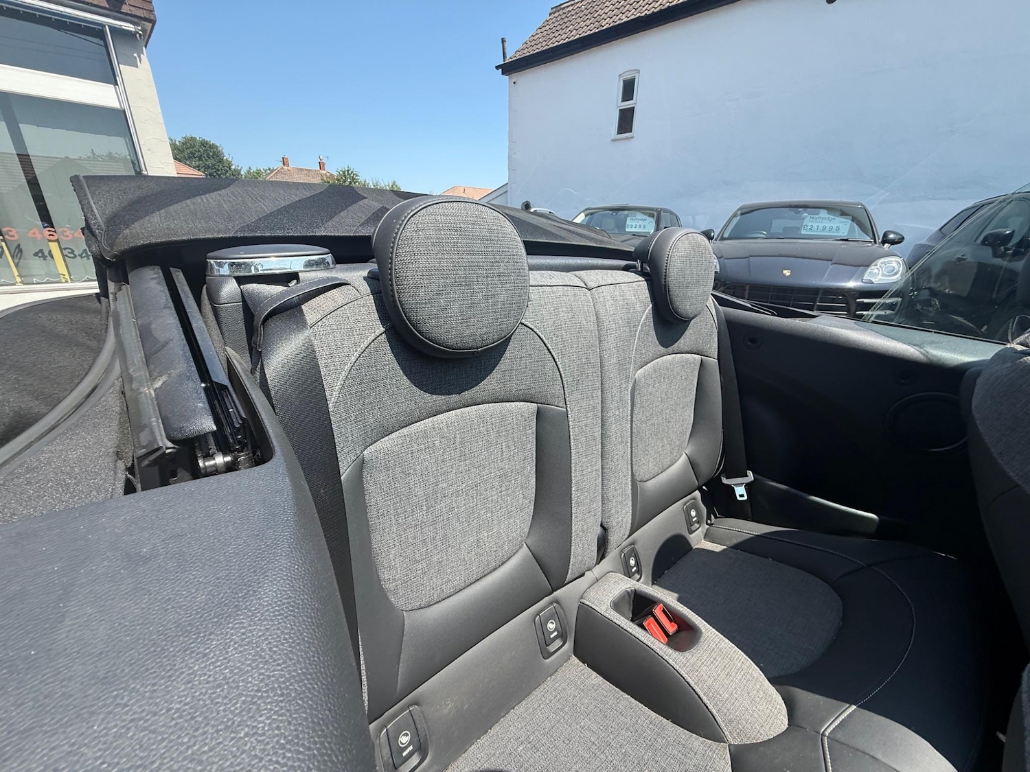 Used MINI Convertible 2016 for sale - 76179413: Photo 21