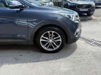 Used Hyundai Santa Fe 2017 for sale - 74787580: Photo
