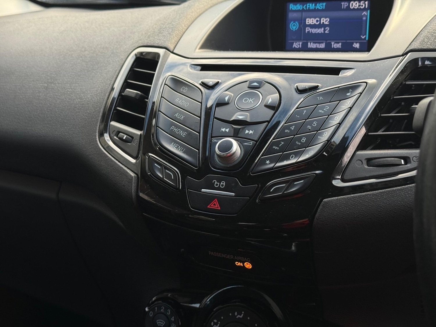 Used Ford Fiesta 2016 for sale - 77291590: Photo 24