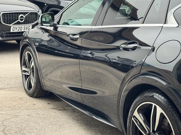 Used Infiniti Q30 2016 for sale - 76283939: Photo 11
