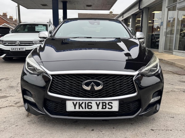 Used Infiniti Q30 2016 for sale - 76283939: Photo 14