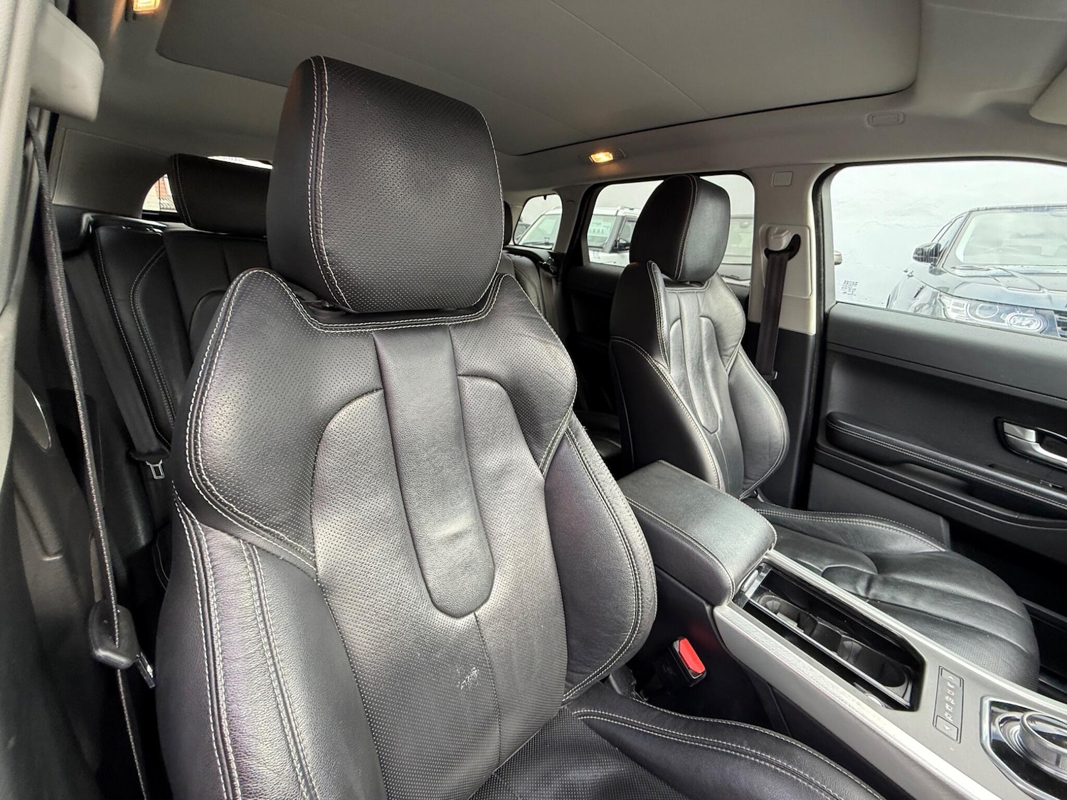 Used Land Rover Range Rover Evoque 2015 for sale - 77573857: Photo 10