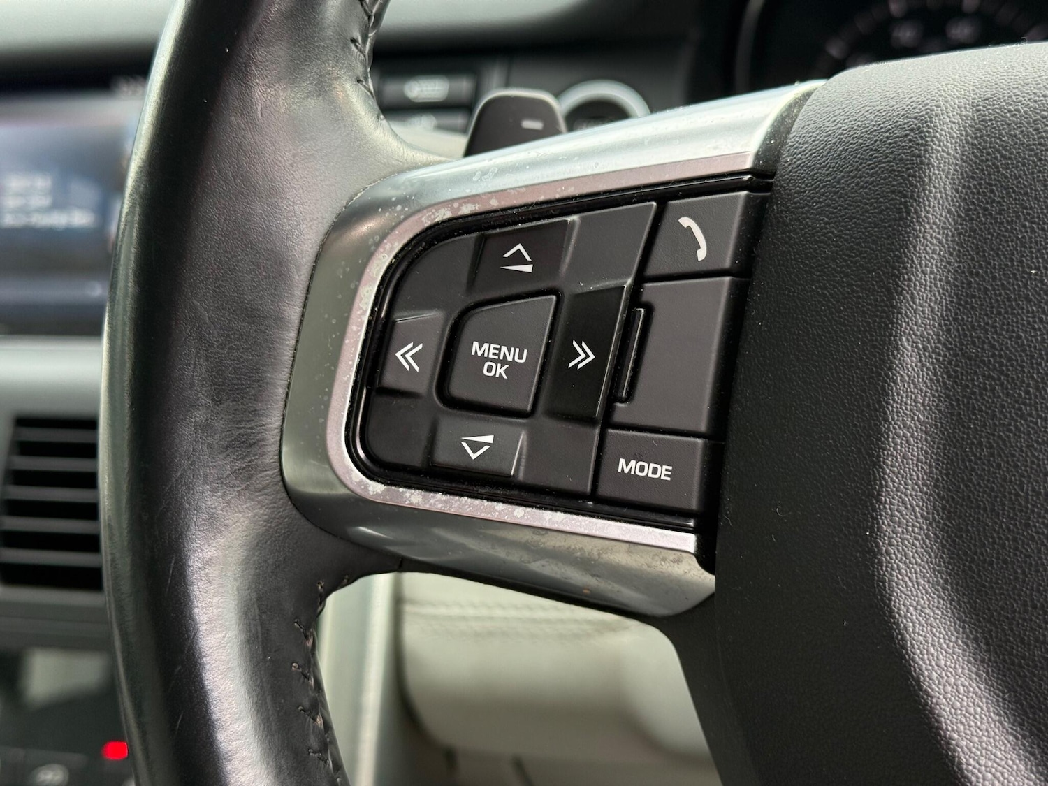 Used Land Rover Discovery Sport 2016 for sale - 76926480: Photo 14