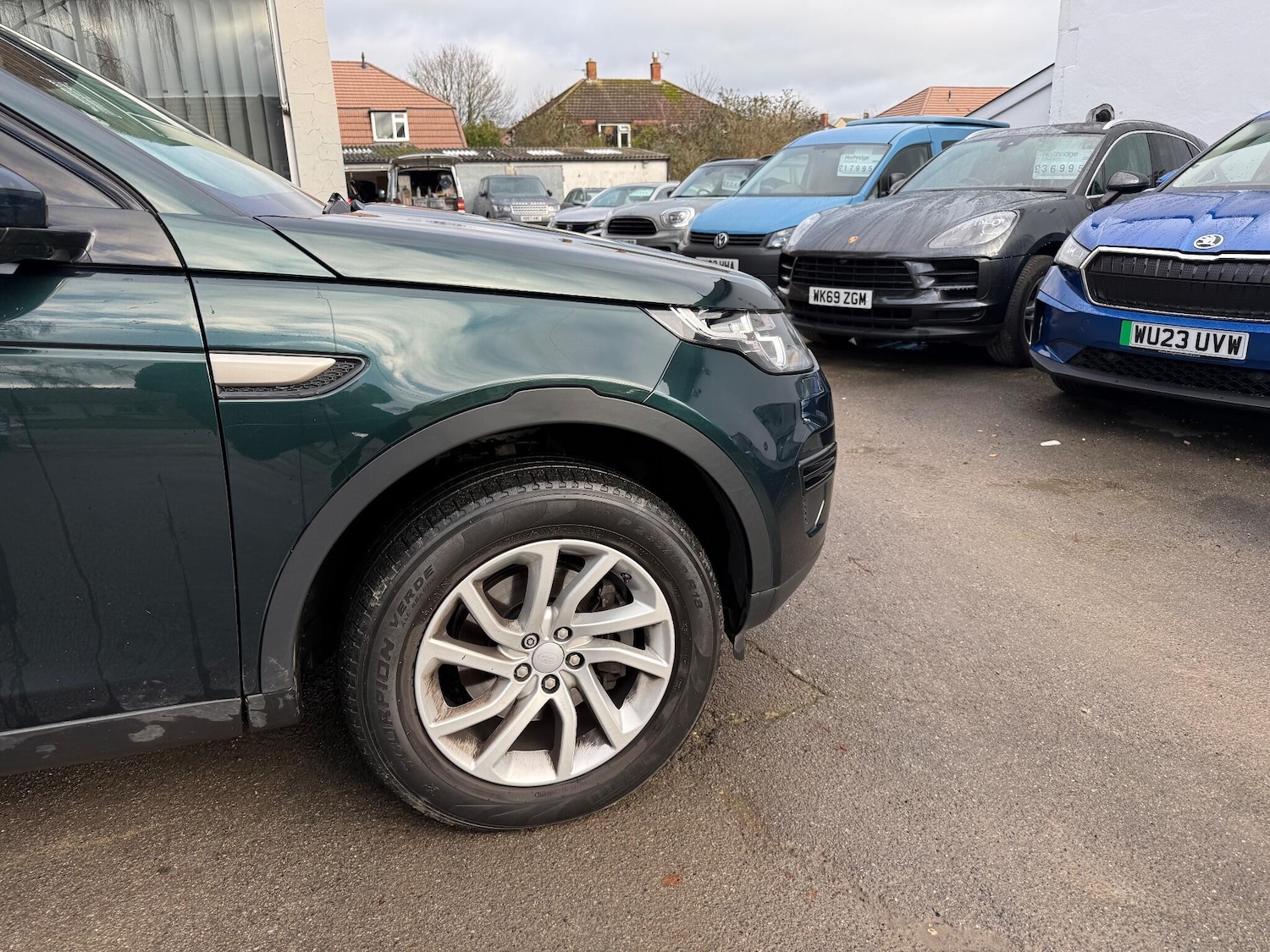 Used Land Rover Discovery Sport 2016 for sale - 76926480: Photo 16
