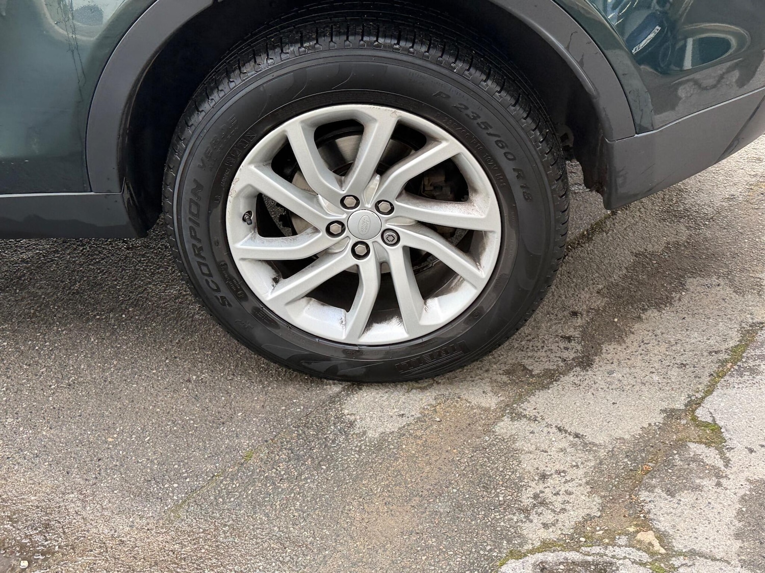 Used Land Rover Discovery Sport 2016 for sale - 76926480: Photo 18