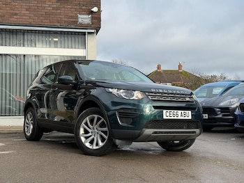 Used Land Rover Discovery Sport 2016 for sale - 76926480: Photo