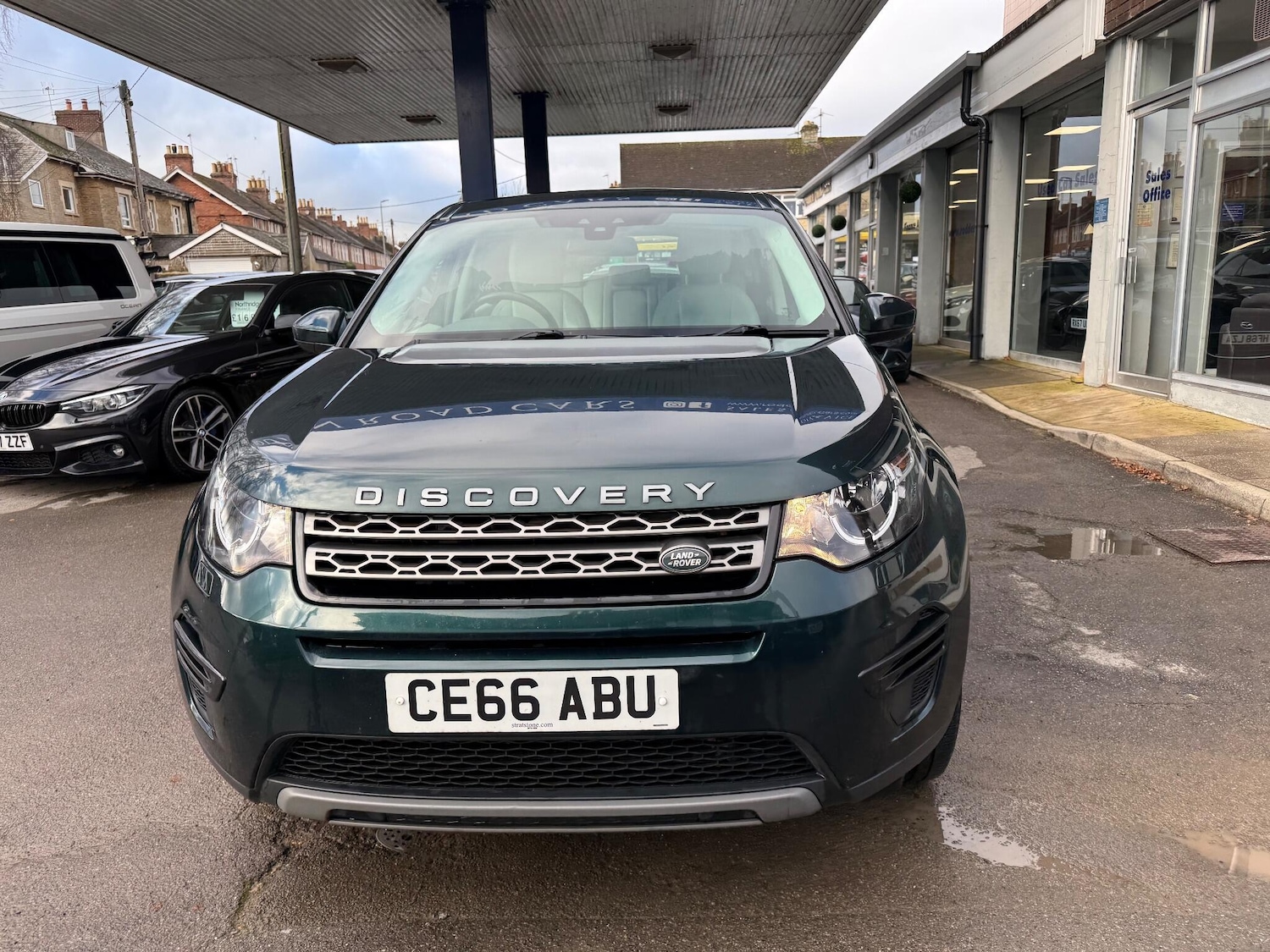 Used Land Rover Discovery Sport 2016 for sale - 76926480: Photo 2