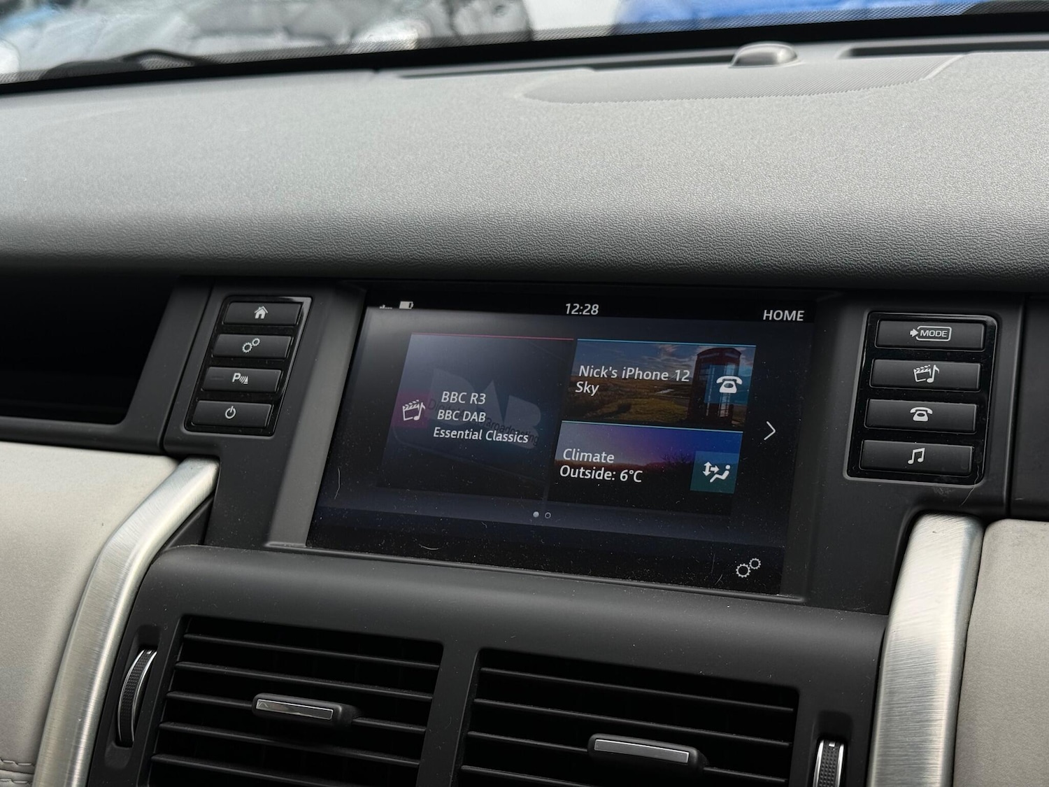 Used Land Rover Discovery Sport 2016 for sale - 76926480: Photo 23