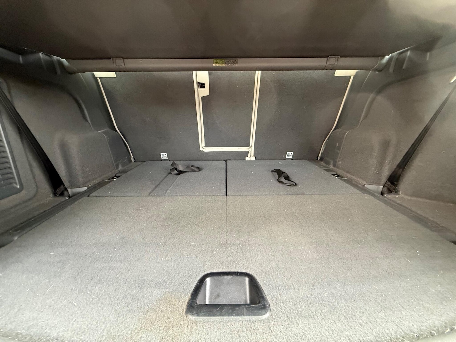 Used Land Rover Discovery Sport 2016 for sale - 76926480: Photo 32