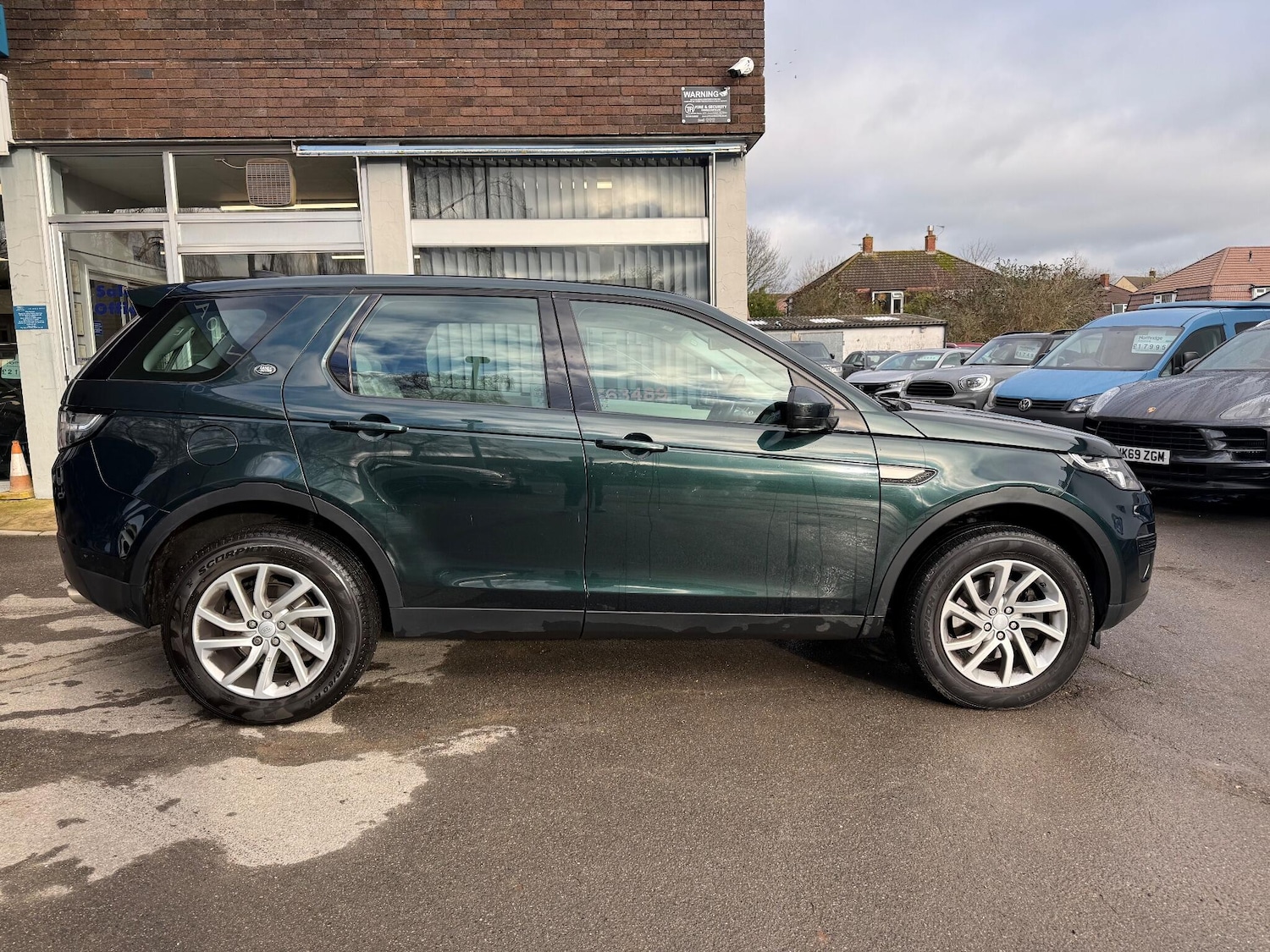 Used Land Rover Discovery Sport 2016 for sale - 76926480: Photo 7
