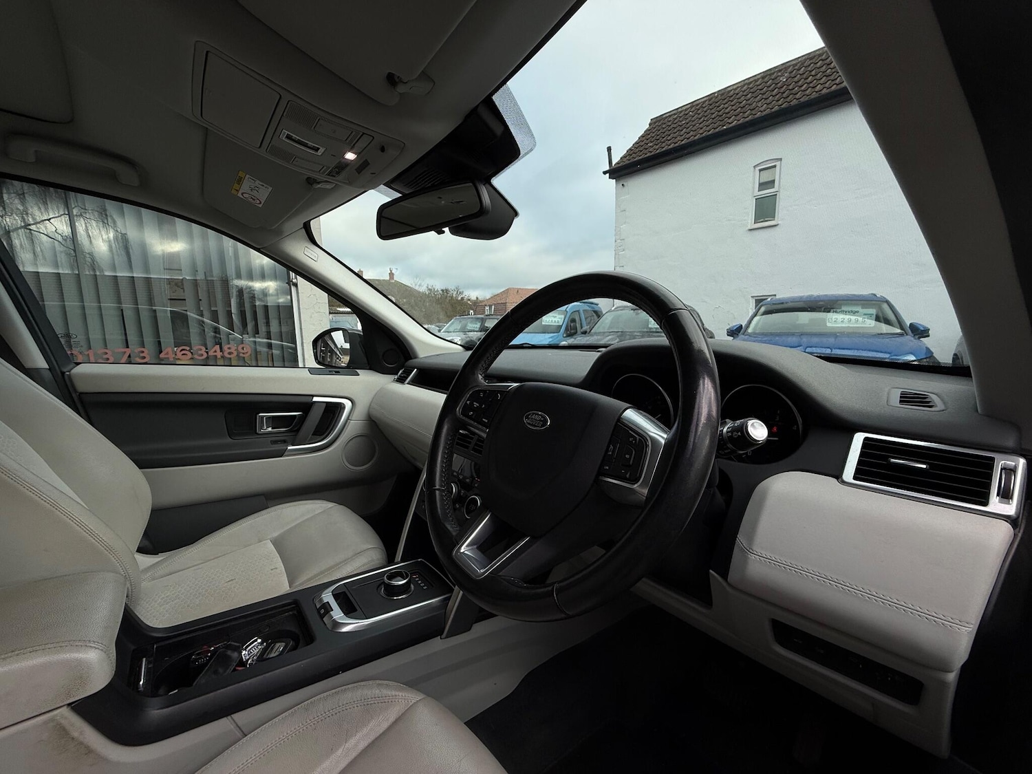 Used Land Rover Discovery Sport 2016 for sale - 76926480: Photo 9