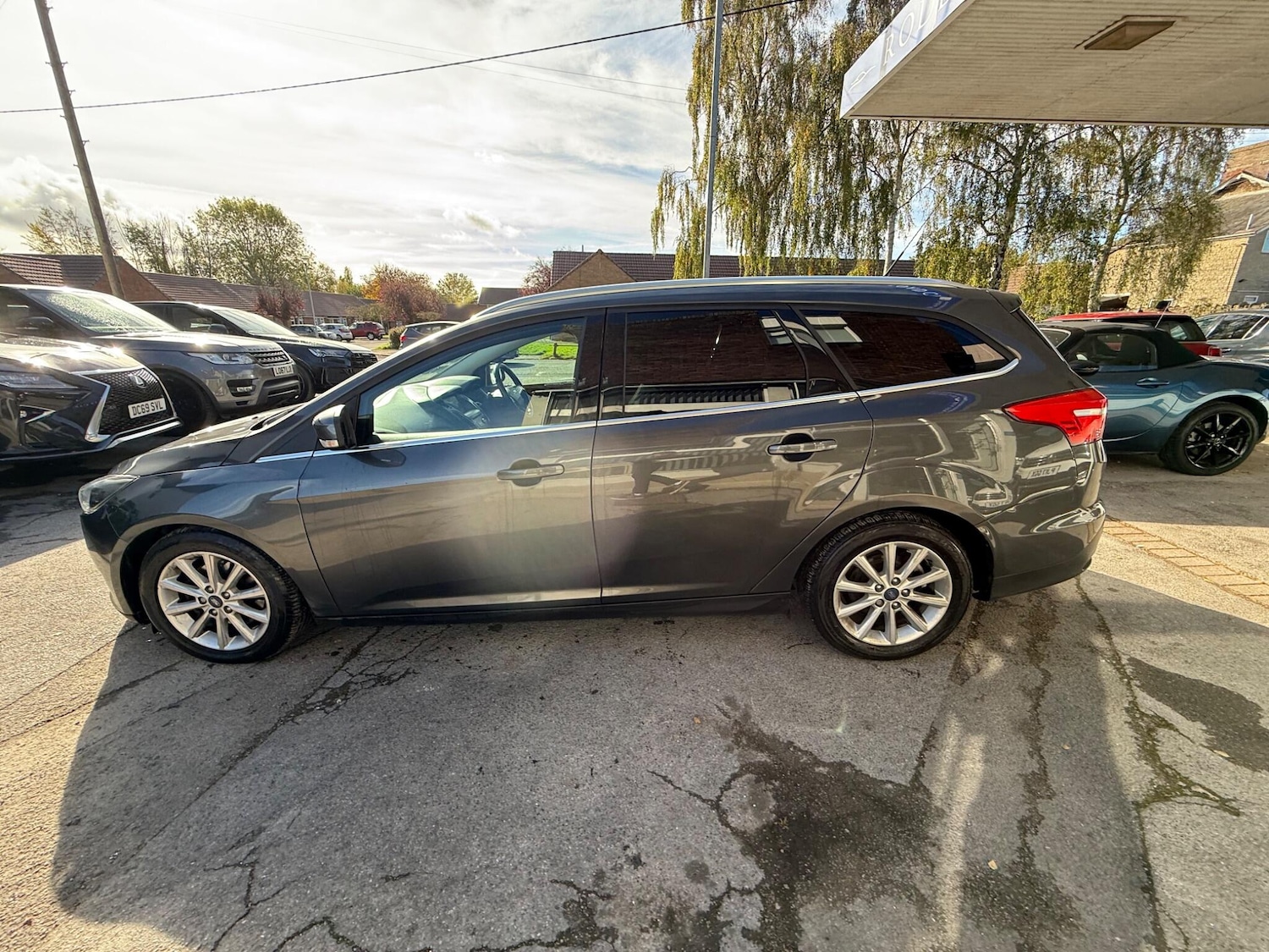 Used Ford Focus 2017 for sale - 76348850: Photo 14