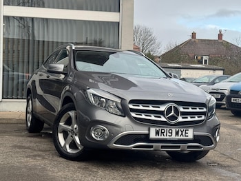Used Mercedes-Benz GLA 2019 for sale - 77549659: Photo