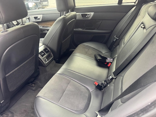 Used Jaguar XF 2014 for sale - 76307109: Photo 17