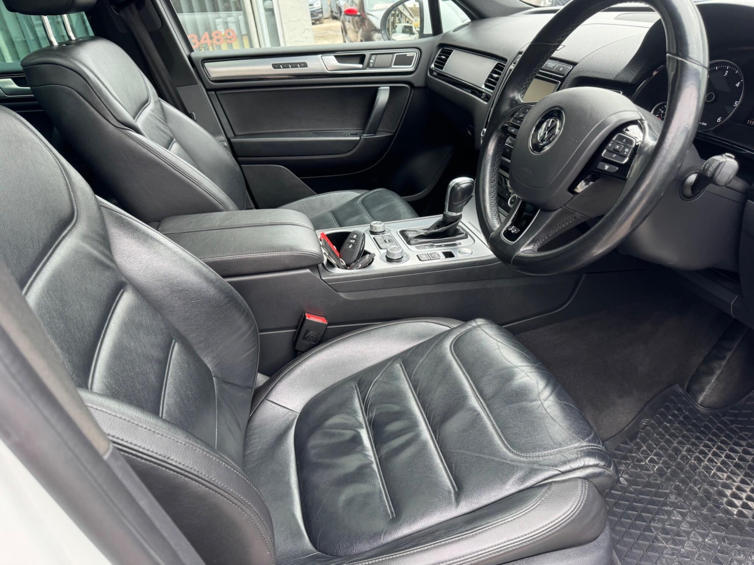 Used Volkswagen Touareg 2015 for sale - 78099893: Photo 14