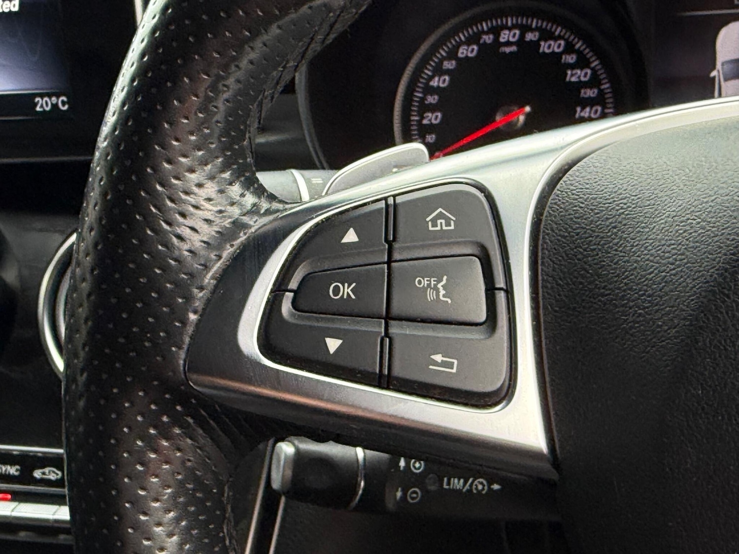 Used Mercedes-Benz GLC 2017 for sale - 76227794: Photo 23