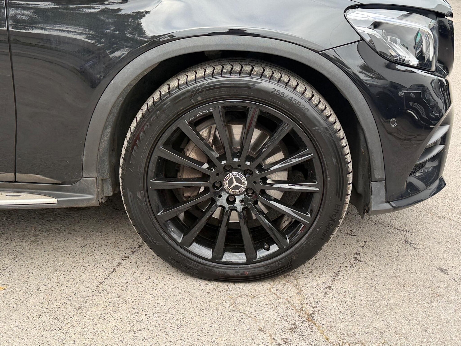 Used Mercedes-Benz GLC 2017 for sale - 76227794: Photo 3