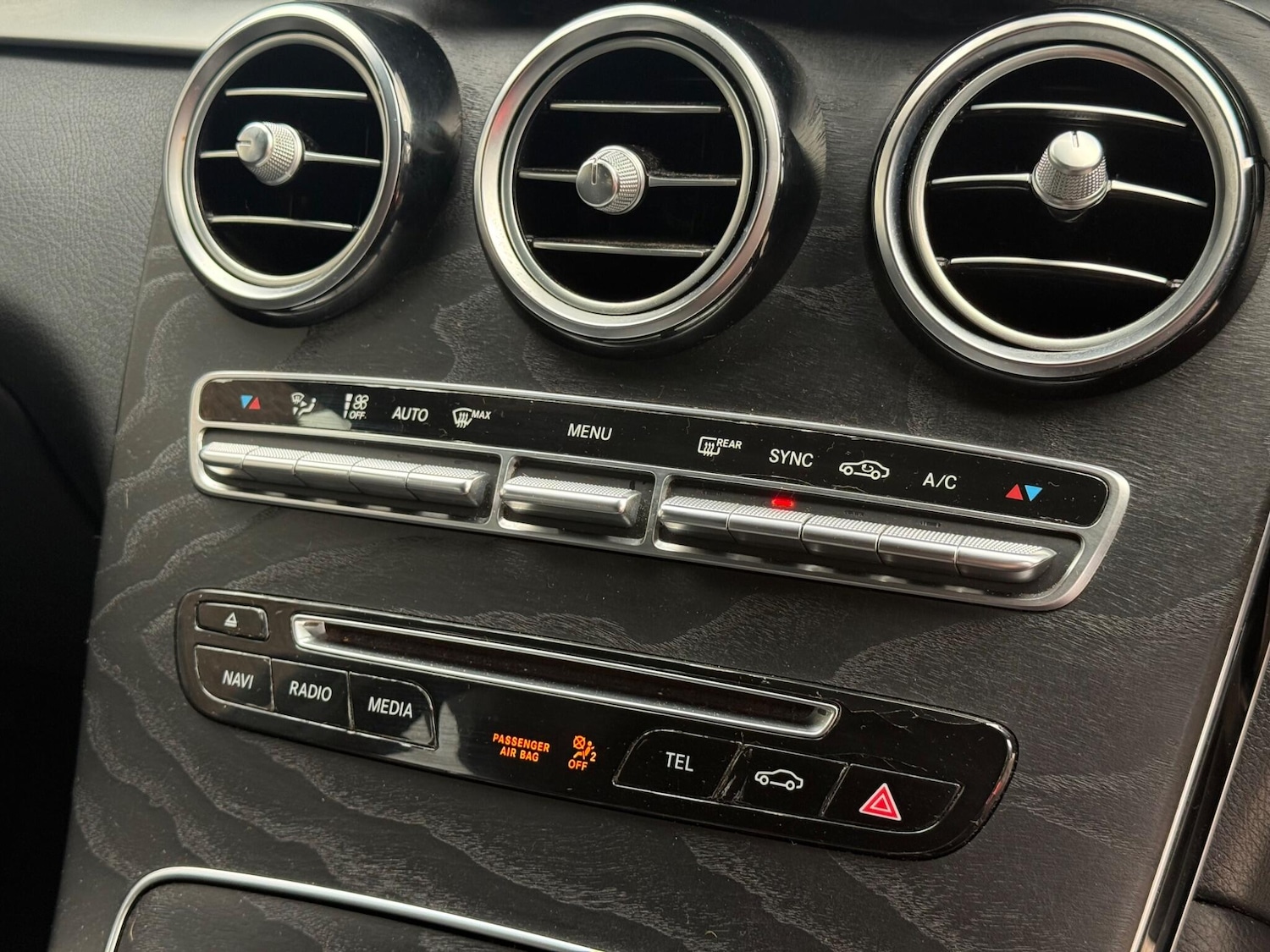 Used Mercedes-Benz GLC 2017 for sale - 76227794: Photo 31