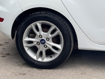 Used Ford Fiesta 2014 for sale - 76306361: Photo 4