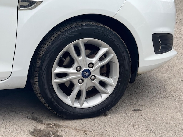 Used Ford Fiesta 2014 for sale - 76306361: Photo 5
