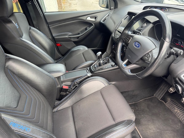Used Ford Focus for sale - 76179701: Photo 38