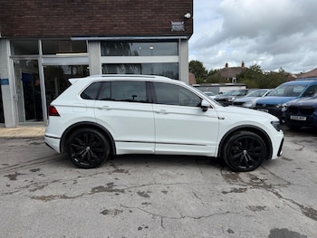 Used Volkswagen Tiguan 2017 for sale - 75977533: Photo