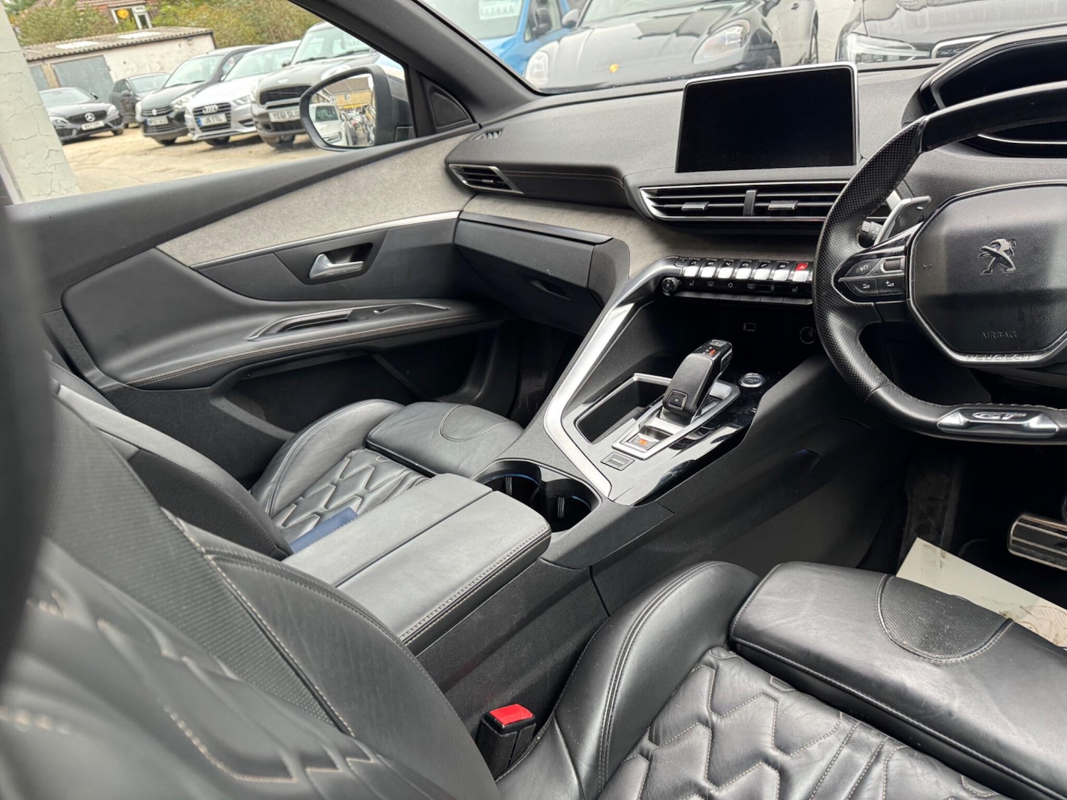 Used Peugeot 3008 2018 for sale - 76472996: Photo 16