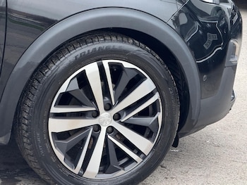 Used Peugeot 3008 2018 for sale - 76472996: Photo