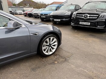 Used Tesla Model 3 2020 for sale - 77495883: Photo