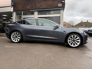 Used Tesla Model 3 2020 for sale - 77495883: Photo