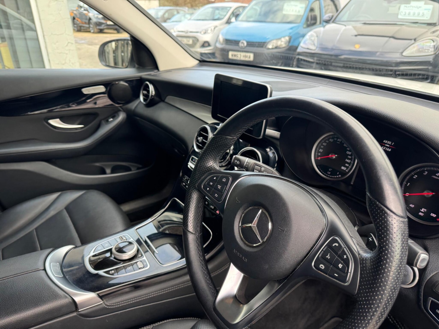 Used Mercedes-Benz GLC 2019 for sale - 77550074: Photo 17