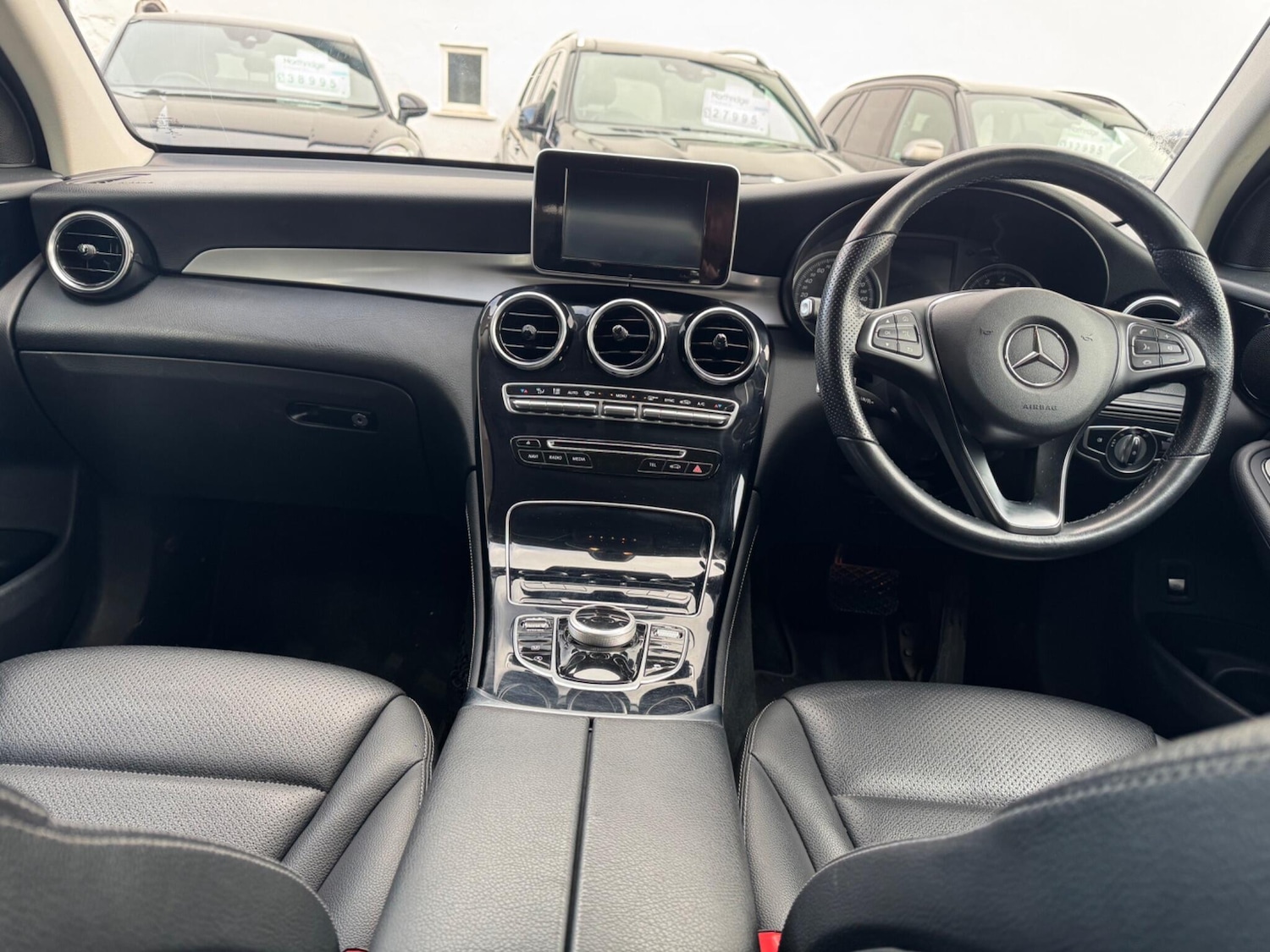 Used Mercedes-Benz GLC 2019 for sale - 77550074: Photo 18