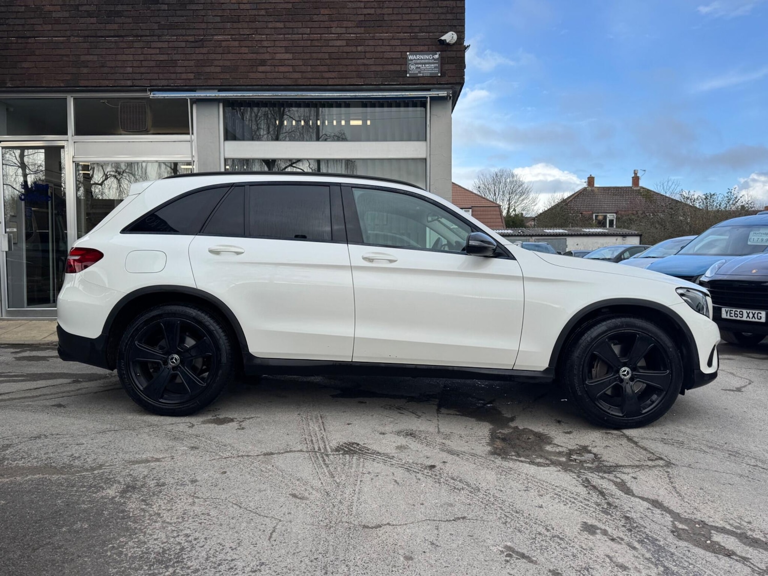 Used Mercedes-Benz GLC 2019 for sale - 77550074: Photo 2