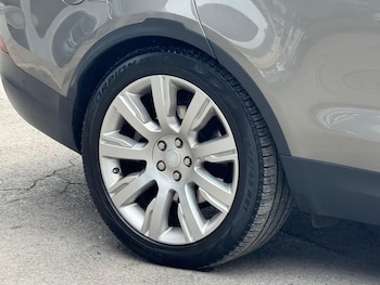 Used Land Rover Discovery 2017 for sale - 78623412: Photo