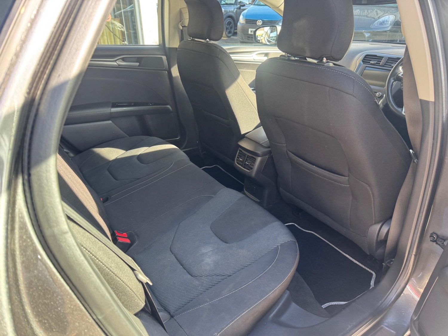 Used Ford Mondeo 2016 for sale - 76381145: Photo 16