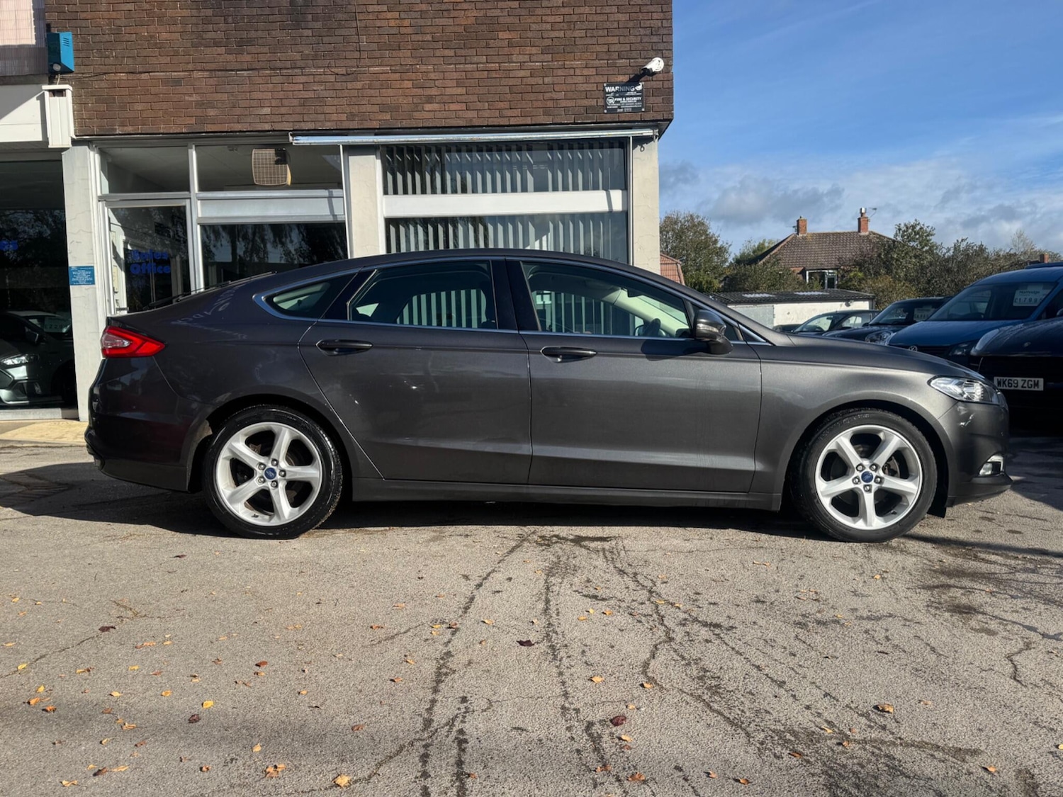 Used Ford Mondeo 2016 for sale - 76381145: Photo 2