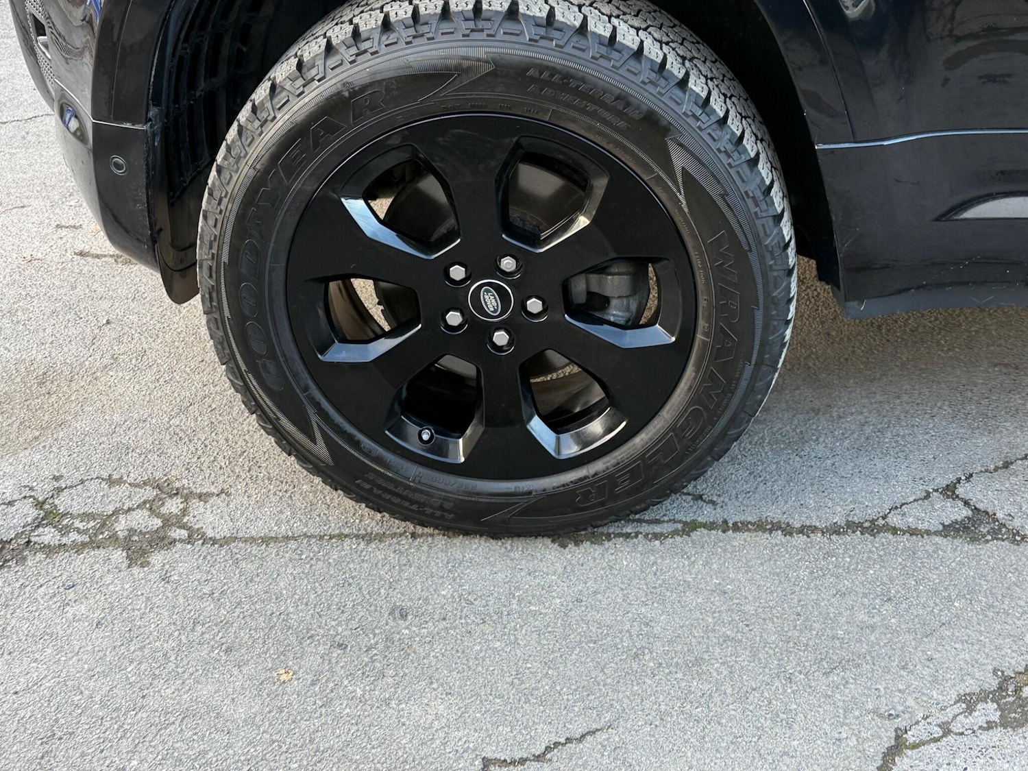 Used Land Rover Defender 110 2020 for sale - 76597108: Photo 26