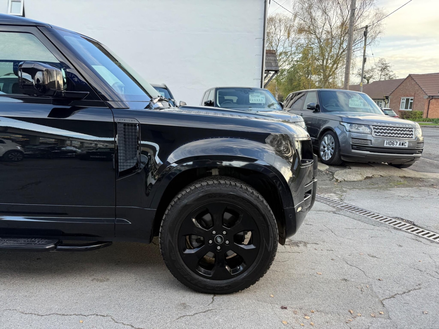 Used Land Rover Defender 110 2020 for sale - 76597108: Photo 7