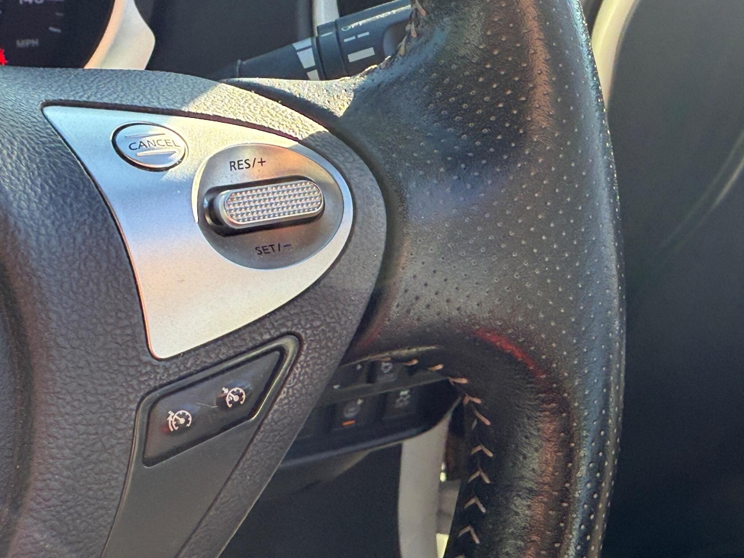 Used Nissan Juke 2014 for sale - 76801269: Photo 25