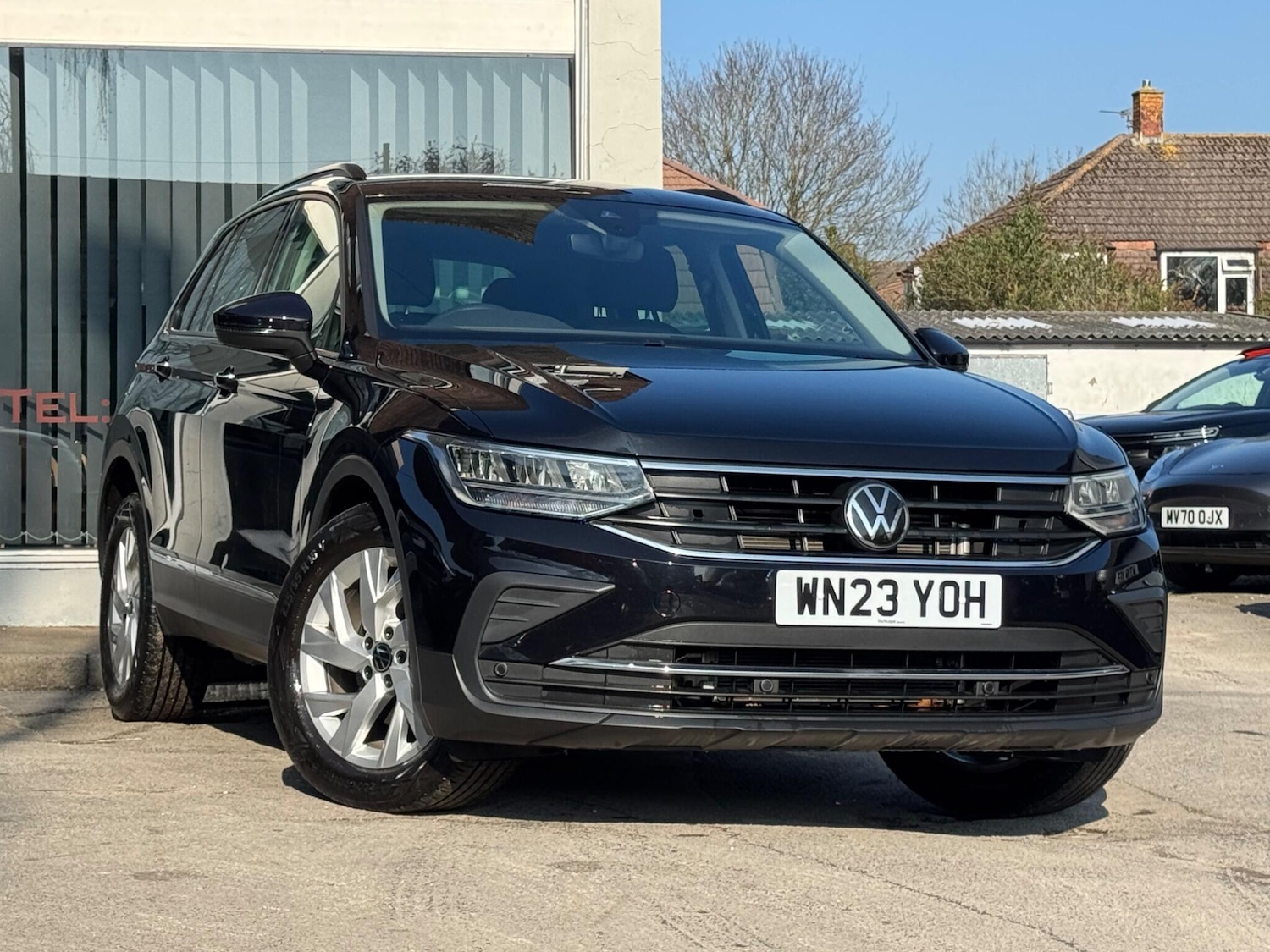Used Volkswagen Tiguan for sale - 77752925: Photo 2