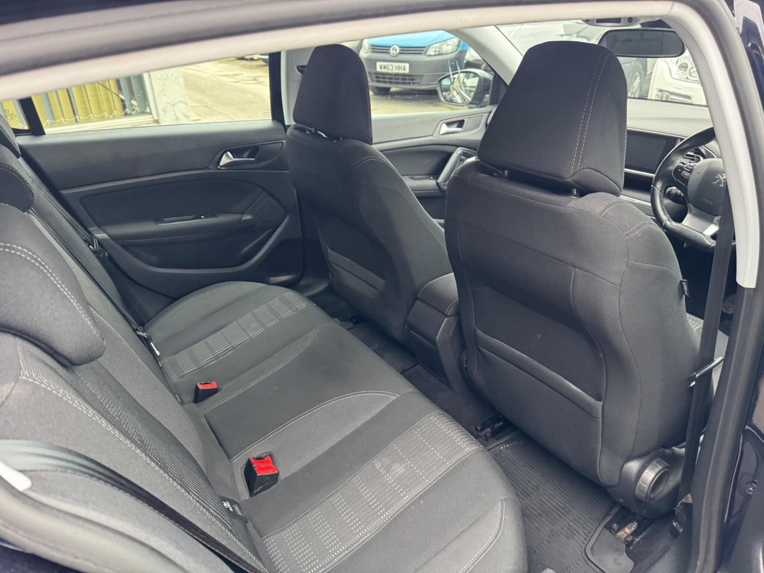 Used Peugeot 308 2015 for sale - 76511984: Photo 13