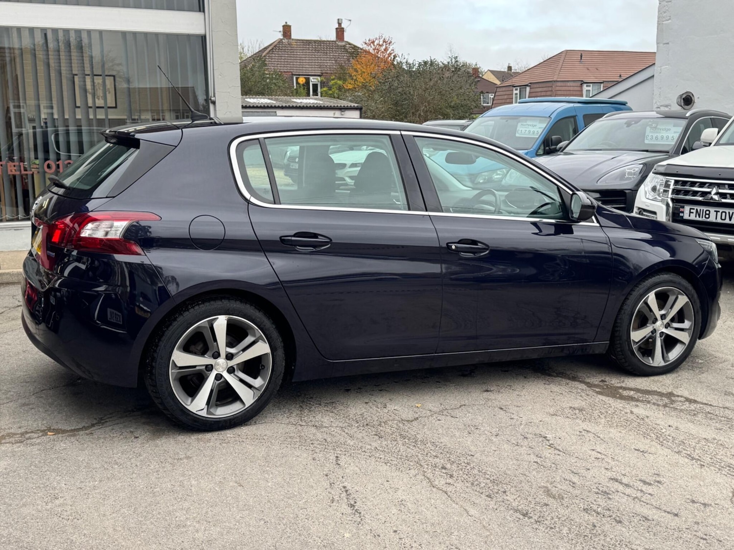 Used Peugeot 308 2015 for sale - 76511984: Photo 7