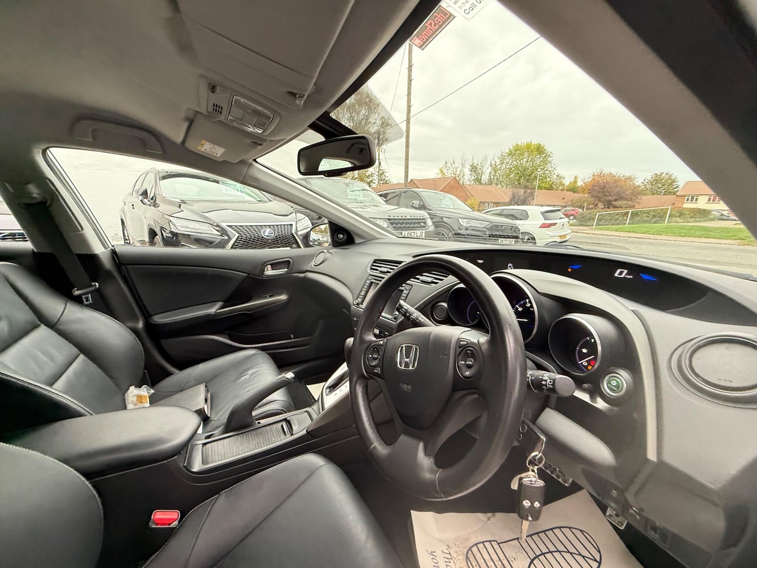 Used Honda Civic 2014 for sale - 76926623: Photo 18