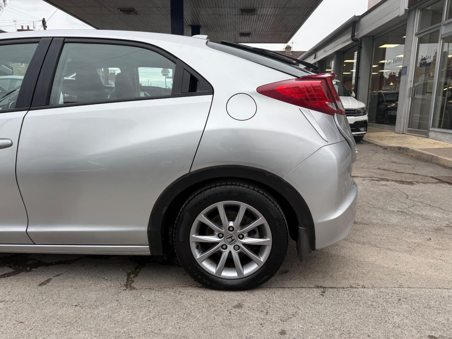 Used Honda Civic 2014 for sale - 76926623: Photo 6