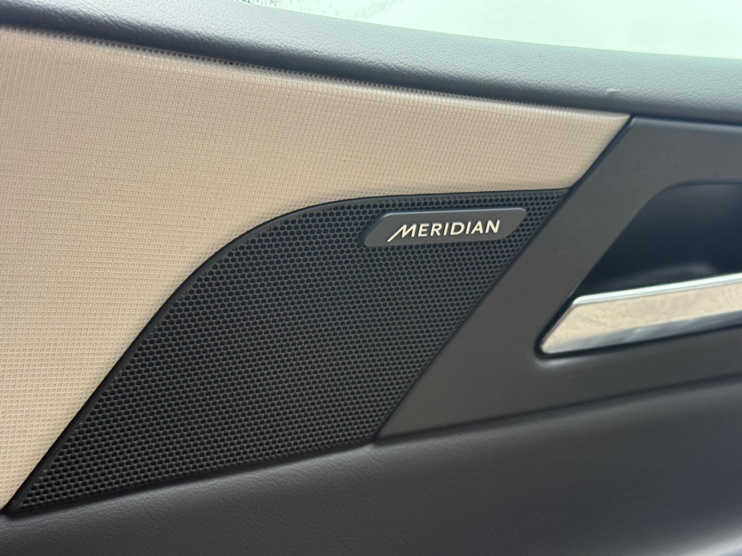 Used Jaguar XE 2017 for sale - 77396566: Photo 31