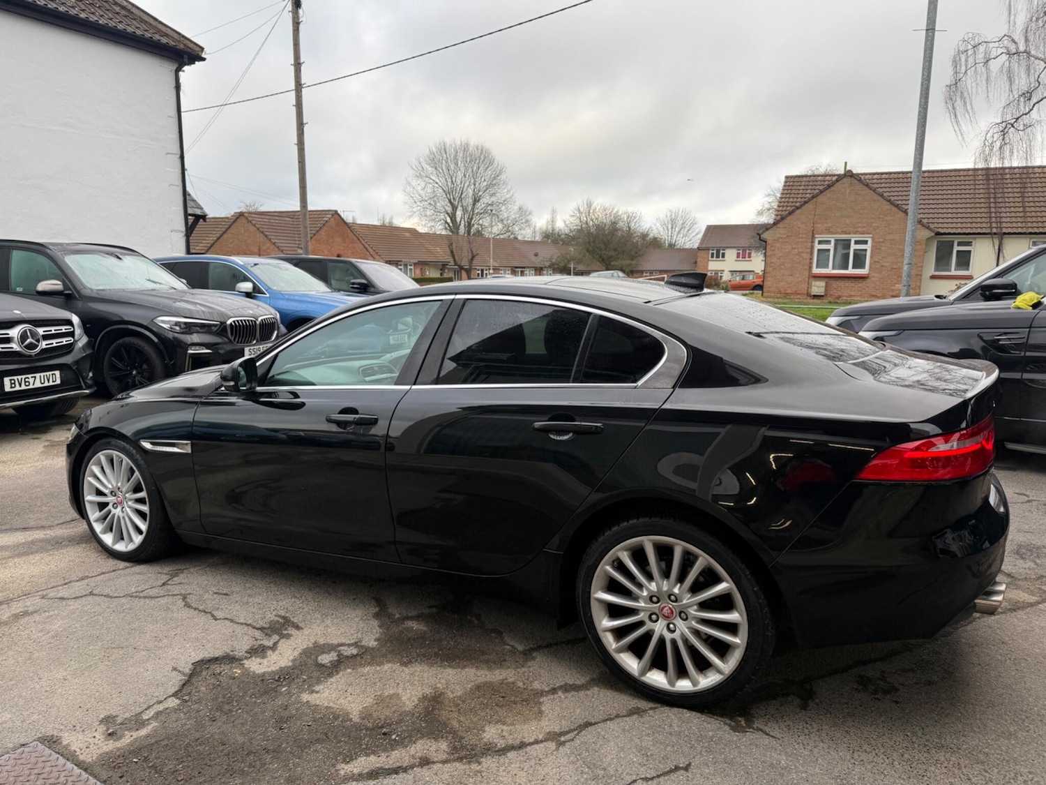 Used Jaguar XE 2017 for sale - 77396566: Photo 5