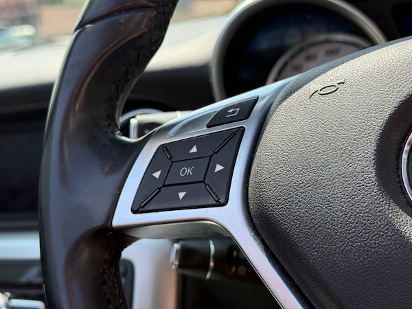 Used Mercedes-Benz SLK 2015 for sale - 76283805: Photo 24