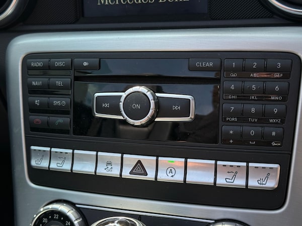 Used Mercedes-Benz SLK 2015 for sale - 76283805: Photo 27